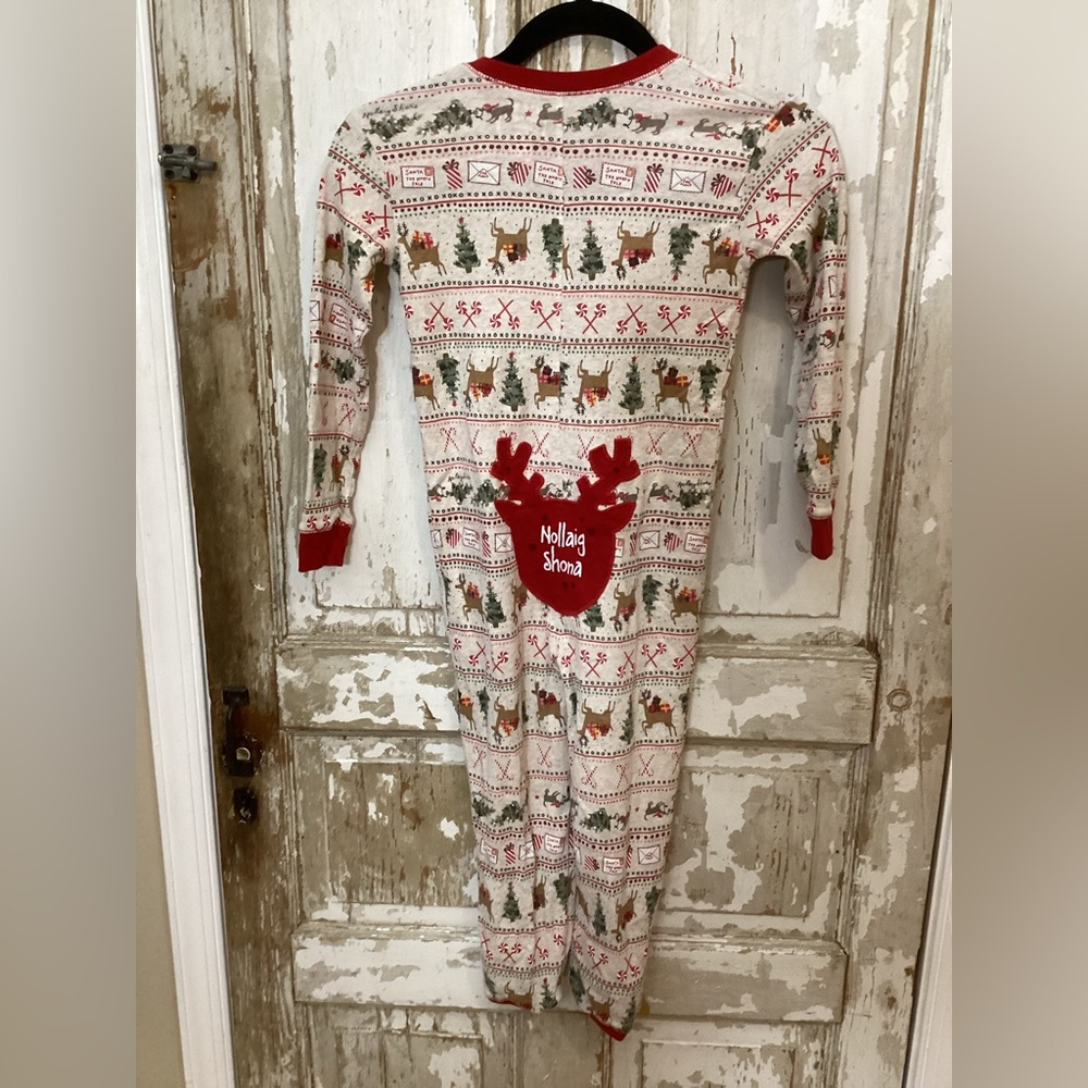 Kids Pajama Set from Leigh Tucker Willow - Nollaig Shoana Christmas size 6-7